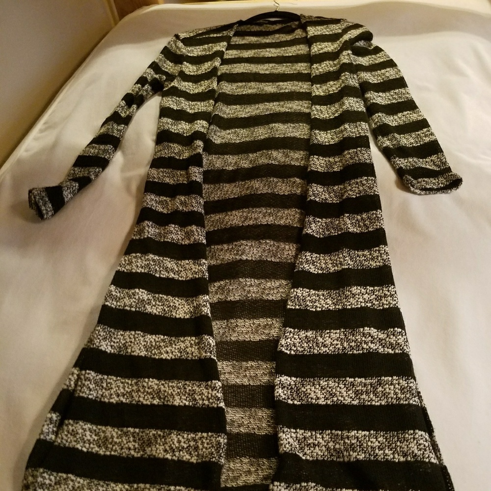 S Striped long light weight cardigan